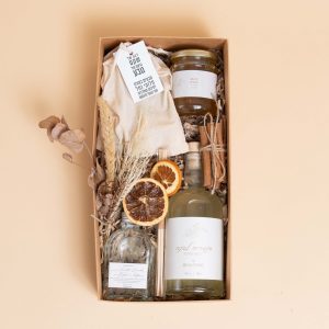 מארז White Sangria - סנגריה לבן חגיגי לראש השנה